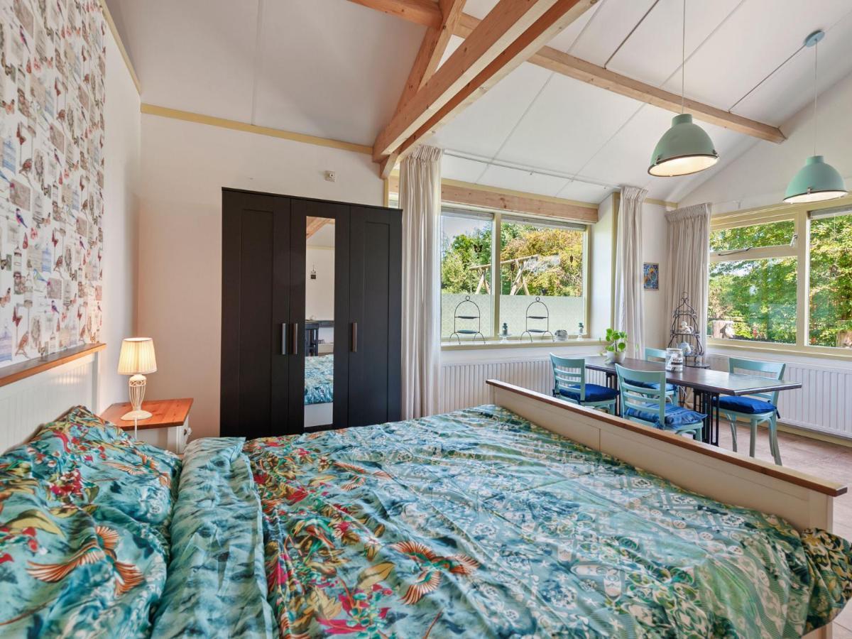 Enticing Holiday Home In Eastermar Near Burgumer Mar Lake Hoogzand Exterior photo